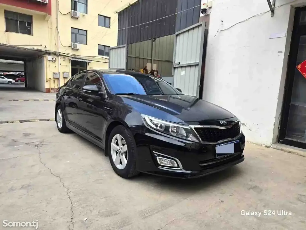 Kia K5 2015 · 2.0 AT