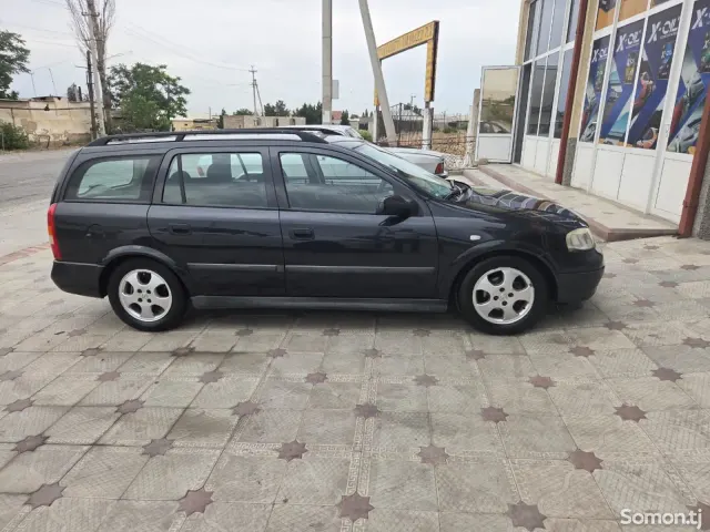 Opel Astra G 1998 · 1.6 MT