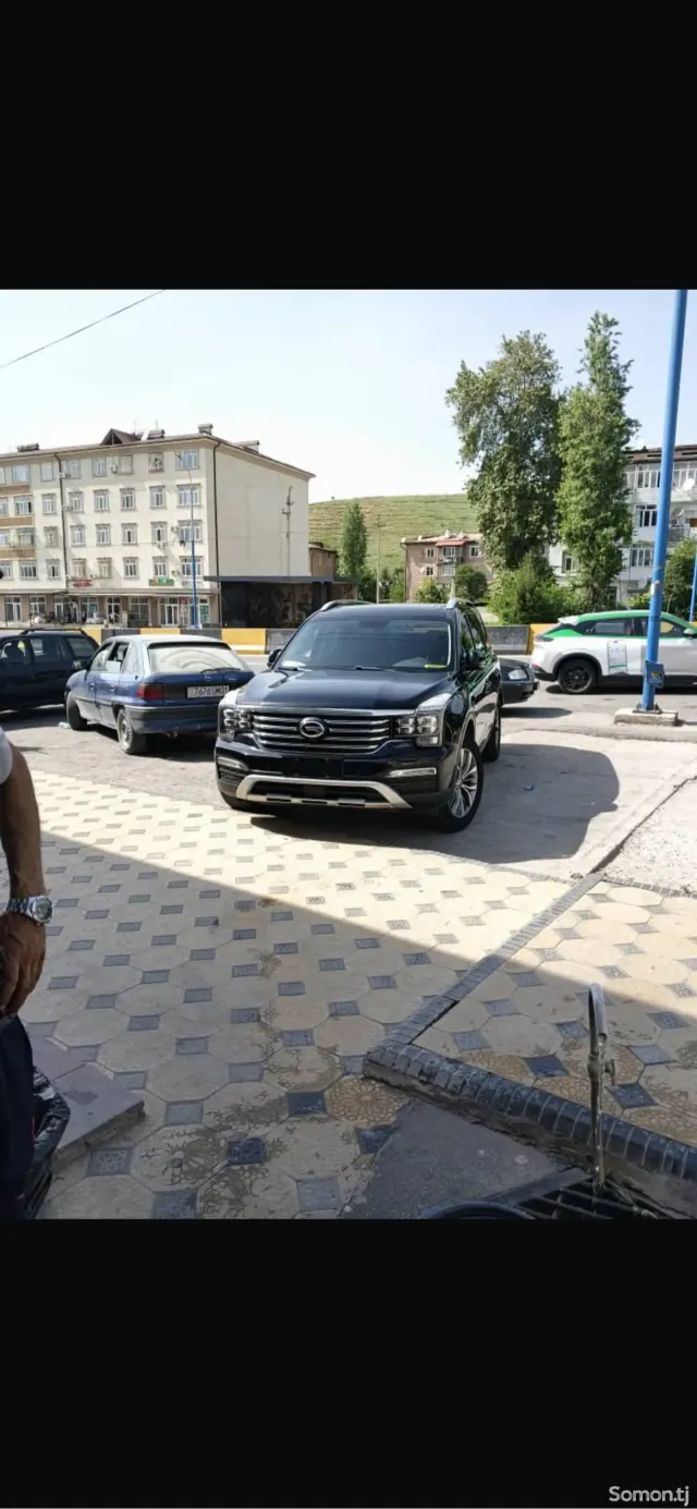 GAC Trumpchi GS8 2017 · 1.5 AT