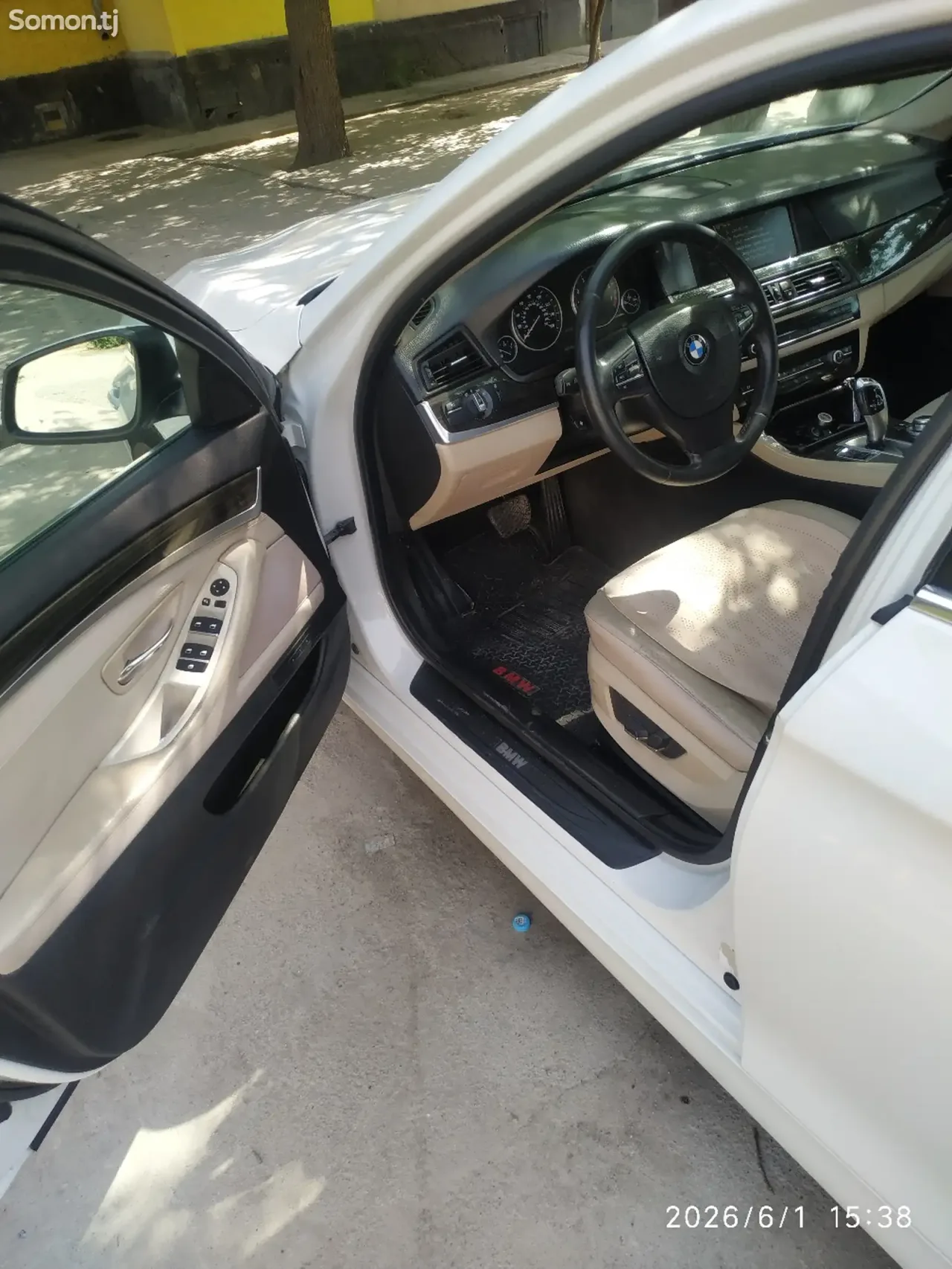 BMW 5 series 2013 · 2.0 AT