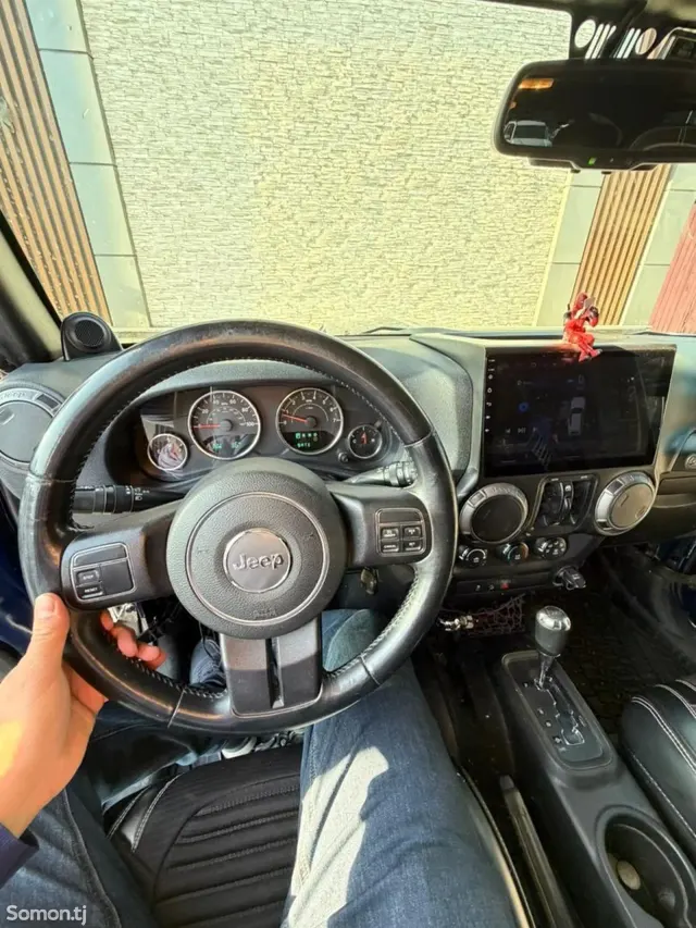 Jeep Wrangler 2013 · 3.6 AT