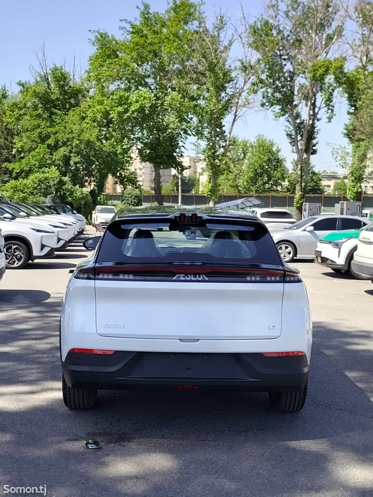 Dongfeng L7 2025 · AT