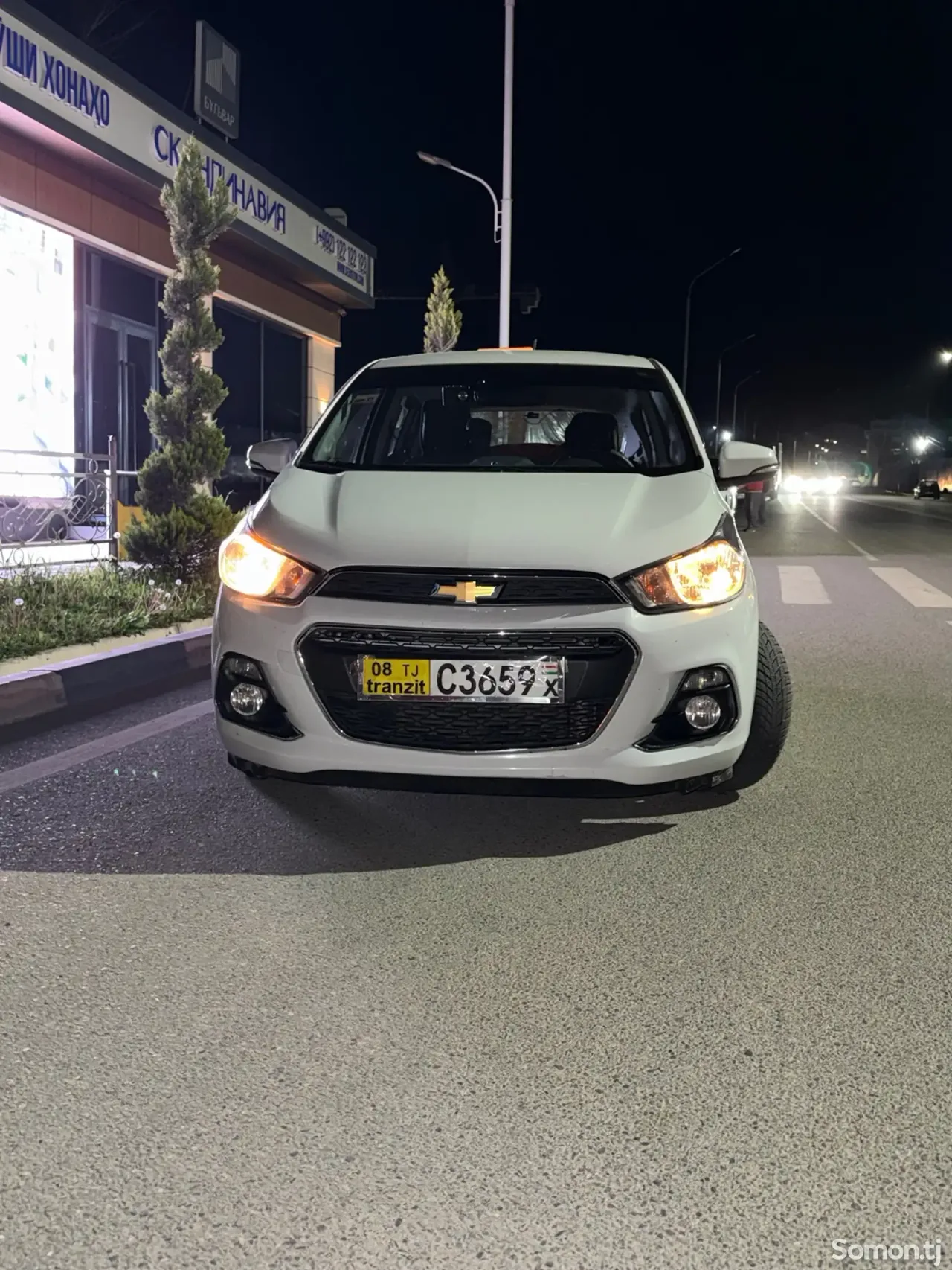 Chevrolet Spark 2016 · 1.1 AT