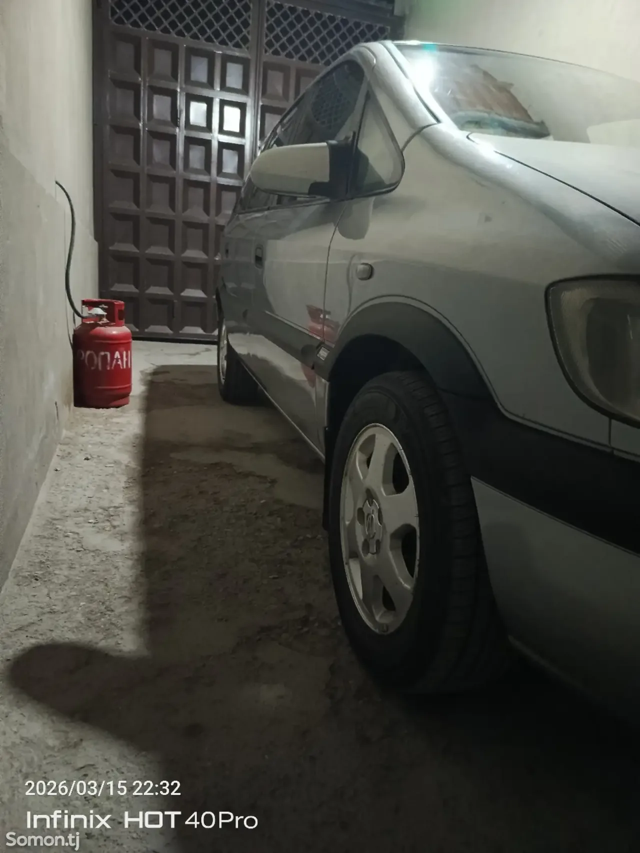 Opel Zafira 2001 · 1.8 MT
