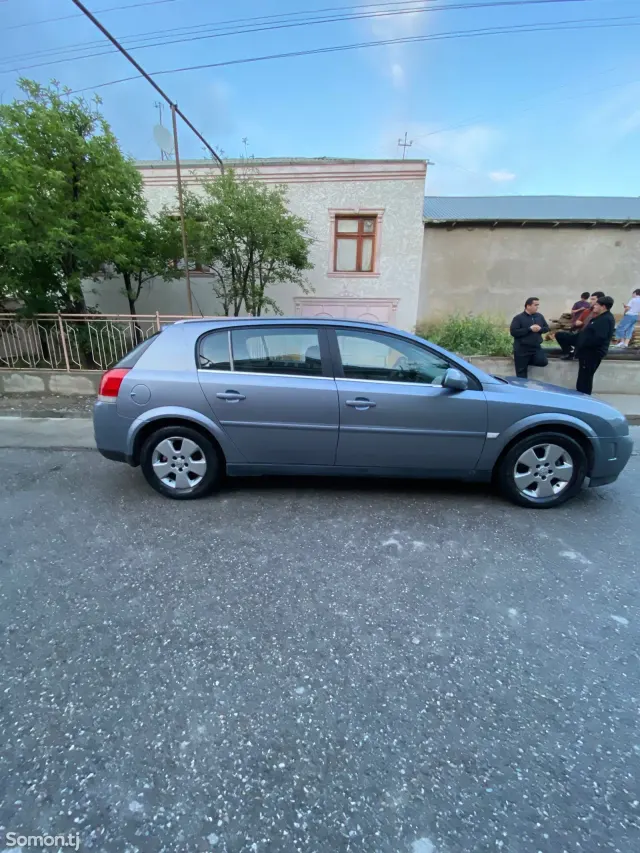 Opel Signum 2004 · 2.2 MT