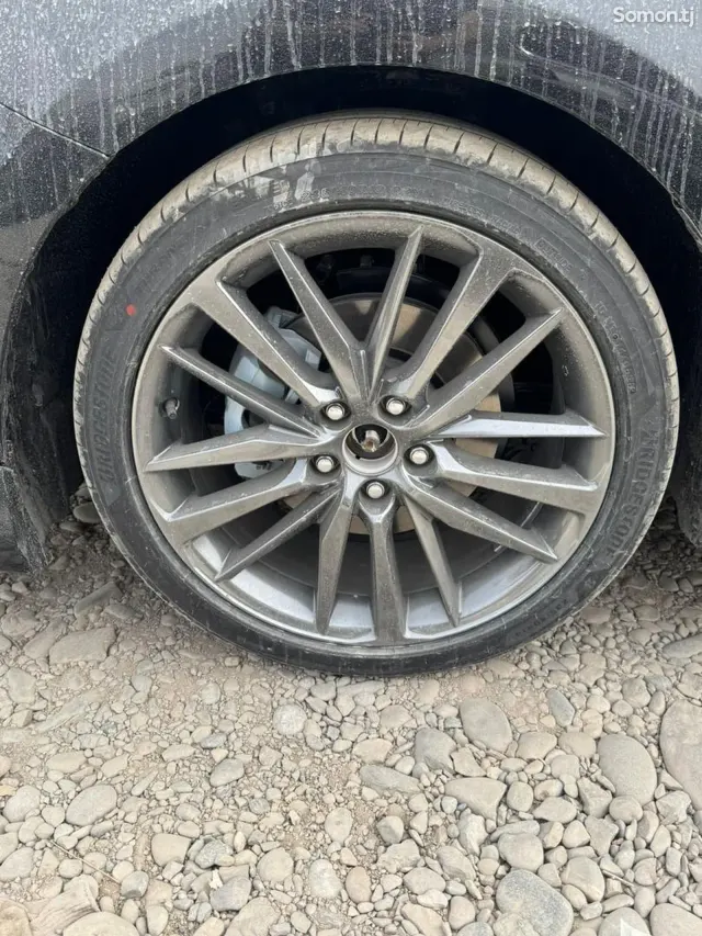Toyota Camry 2026 · 2.0 AT