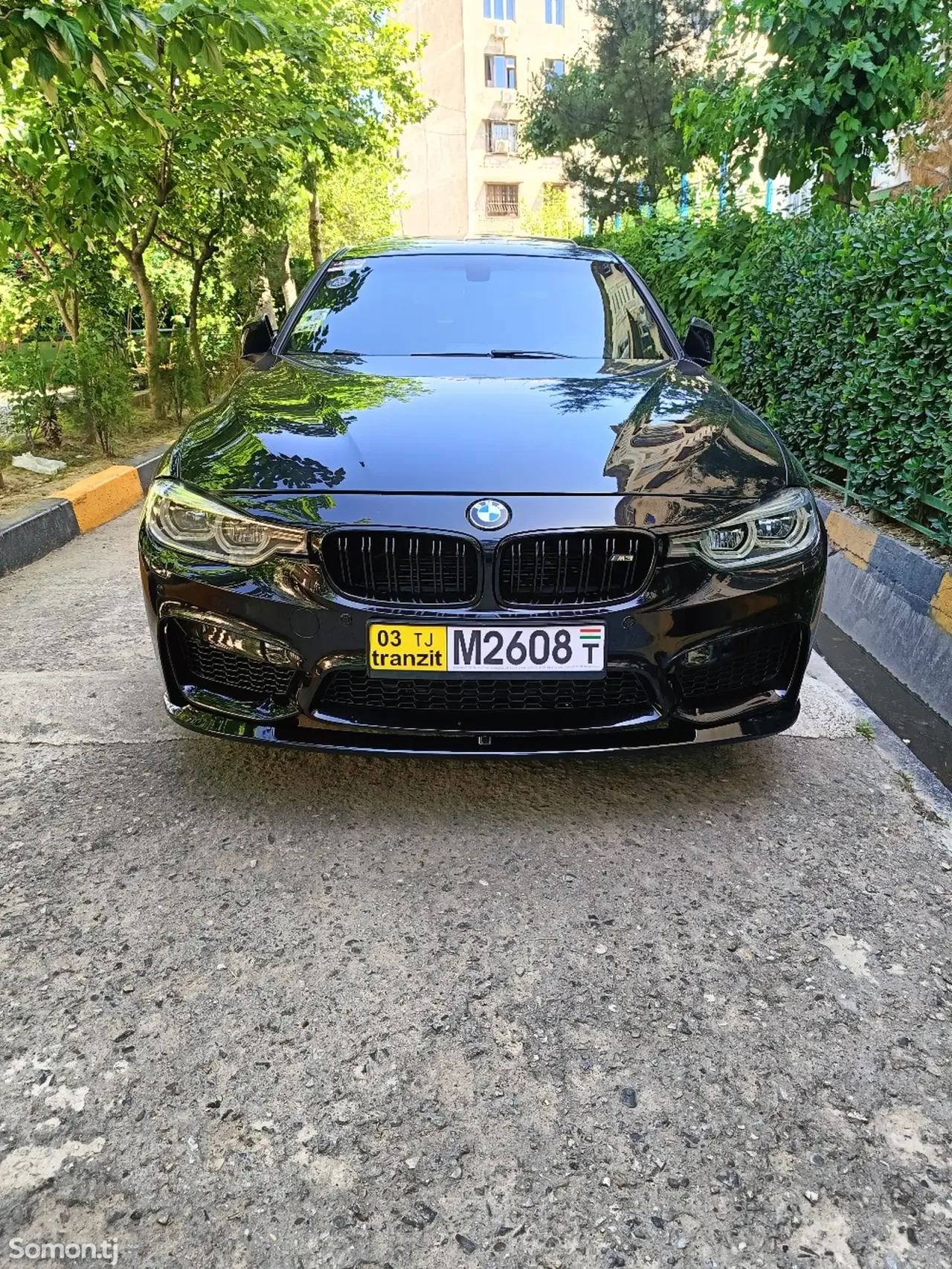 BMW 3 series 2016 · 2.0 AT