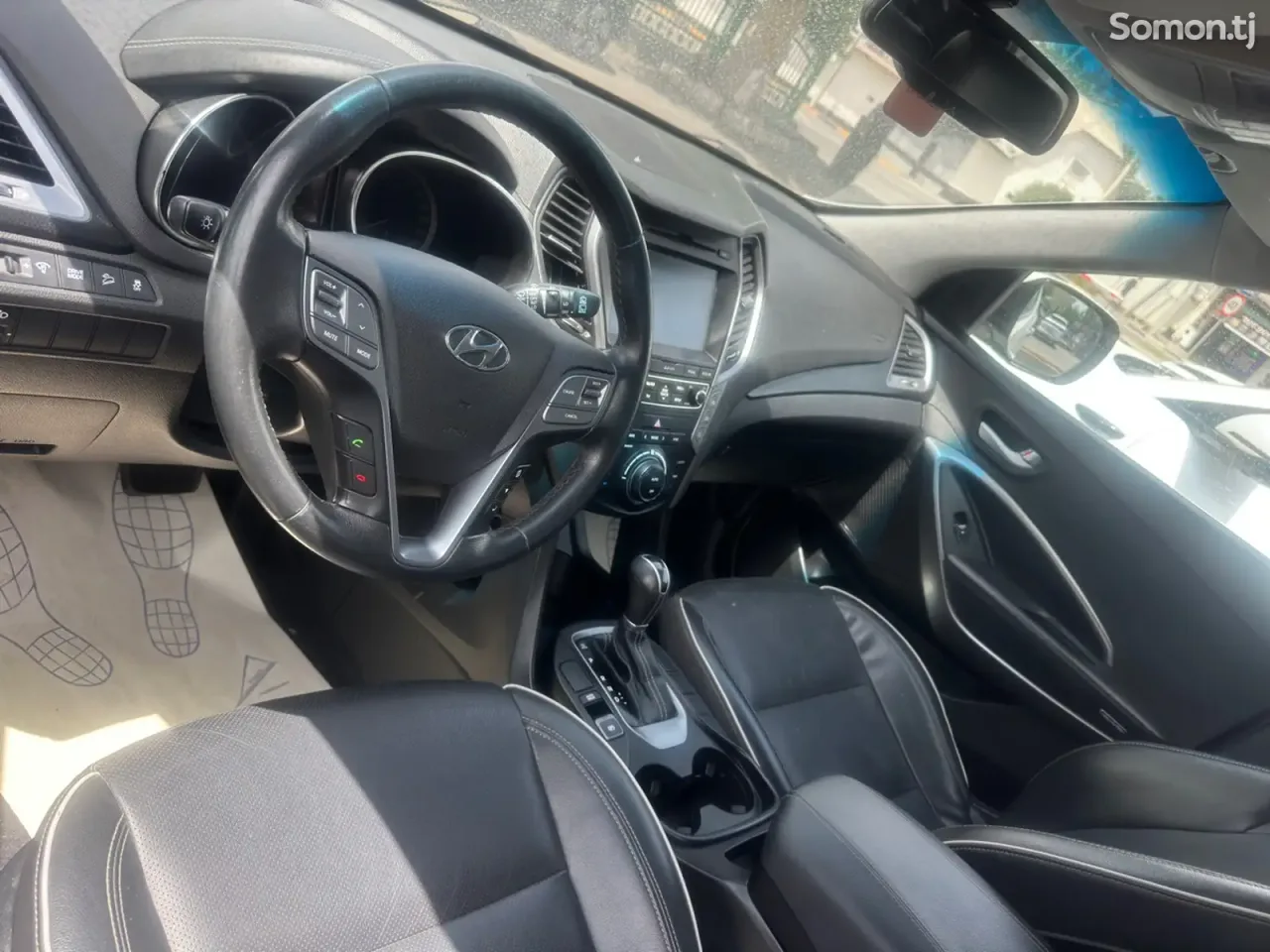 Hyundai Santa Fe 2018 · 2.0 AT