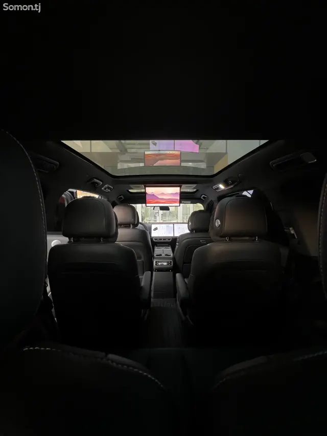 Li Auto (Lixiang) L9 2024 · 1.5 AT