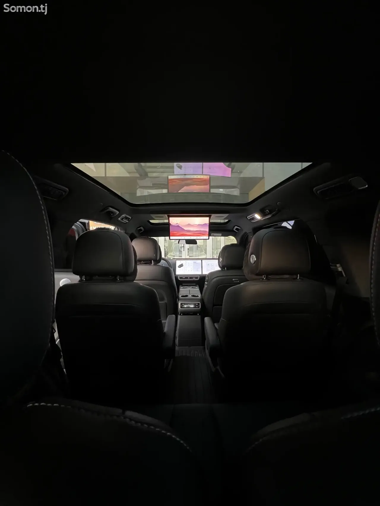 Li Auto (Lixiang) L9 2024 · 1.5 AT