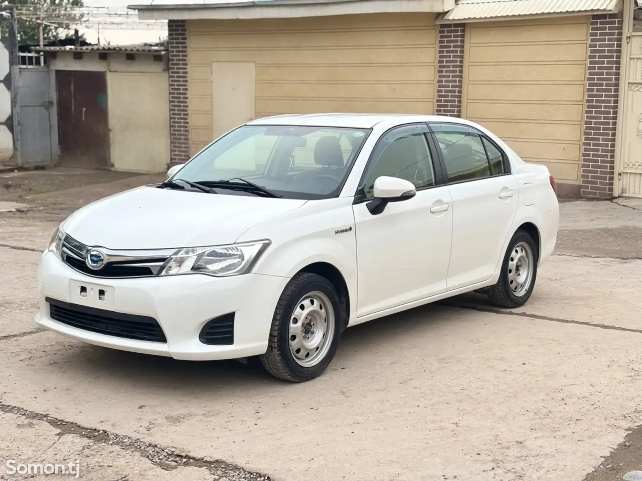 Toyota Axio 2015 · 1.5 AT