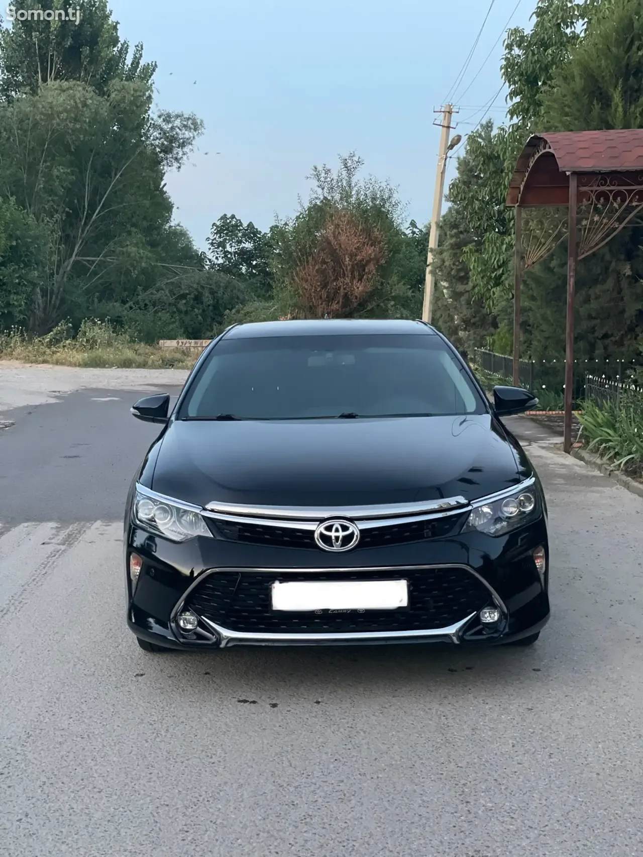 Toyota Camry 2016 · 2.5 AT