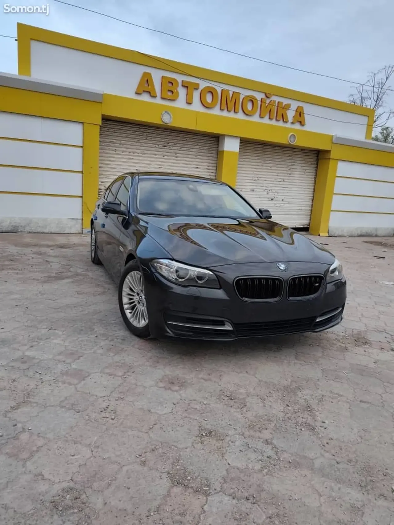 BMW 5 series 2014 · 2.0 AT