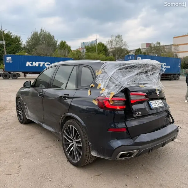 BMW X5 M 2022 · 4.4 AT