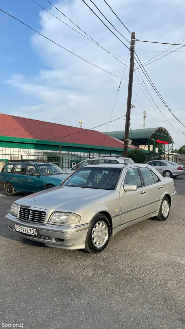 Mercedes-Benz C class 1998 · 2.0 AT