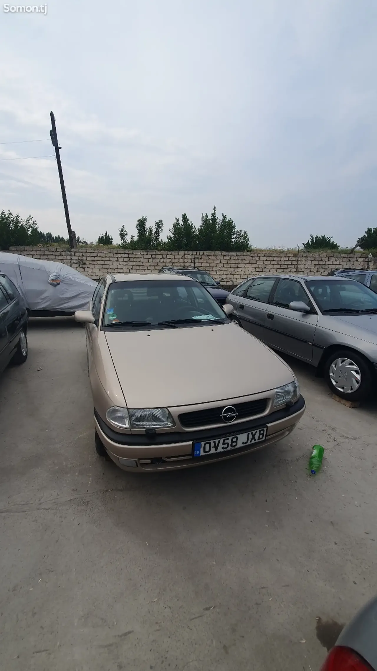 Opel Astra F 1997 · 1.6 MT