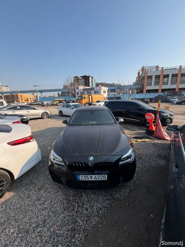 BMW 5 series 2016 · 2.0 AT