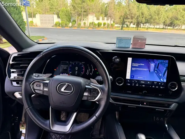 Lexus RX series 2025 · 3.5 AT