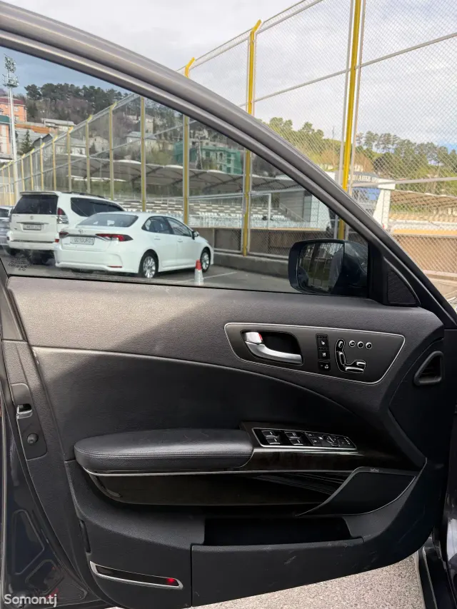 Kia K9 2014 · 3.8 AT