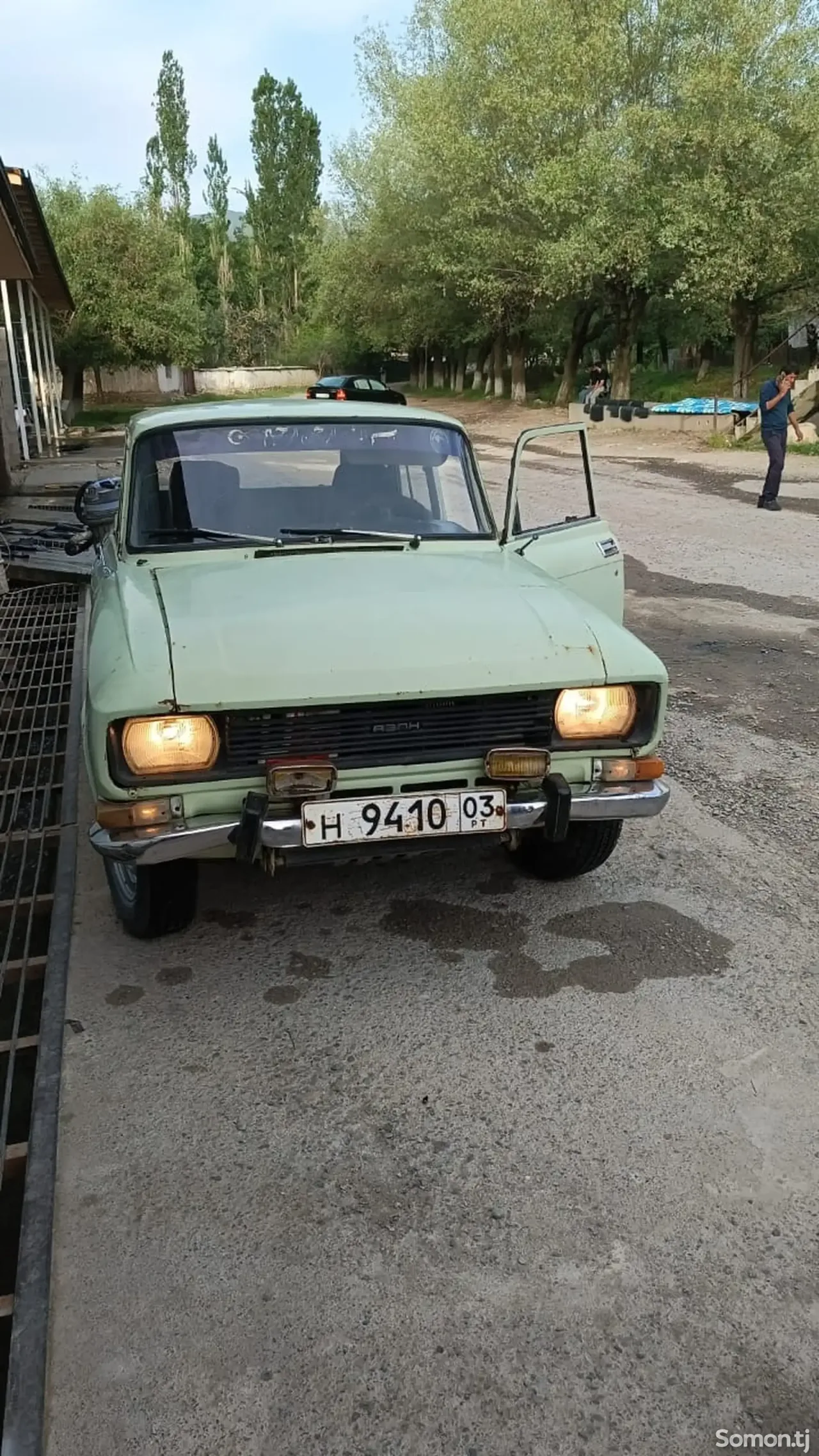 Москвич 2137 1985 · 1.6 MT
