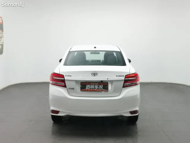 Toyota Corolla 2017 · 1.5 AT