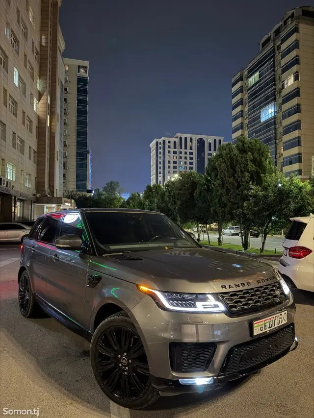 Land Rover Range Rover Sport 2018 · 3.0 AT