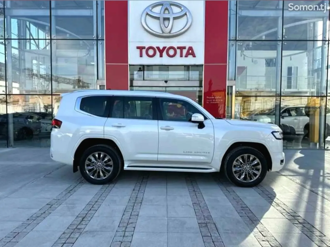 Toyota Land Cruiser 2026 · 4.0 AT