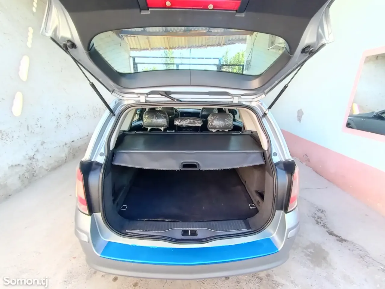 Opel Astra H 2008 · 1.8 AT