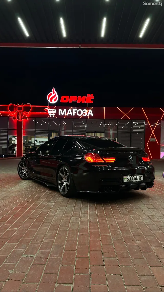 BMW M6 2014 · 4.4 AMT