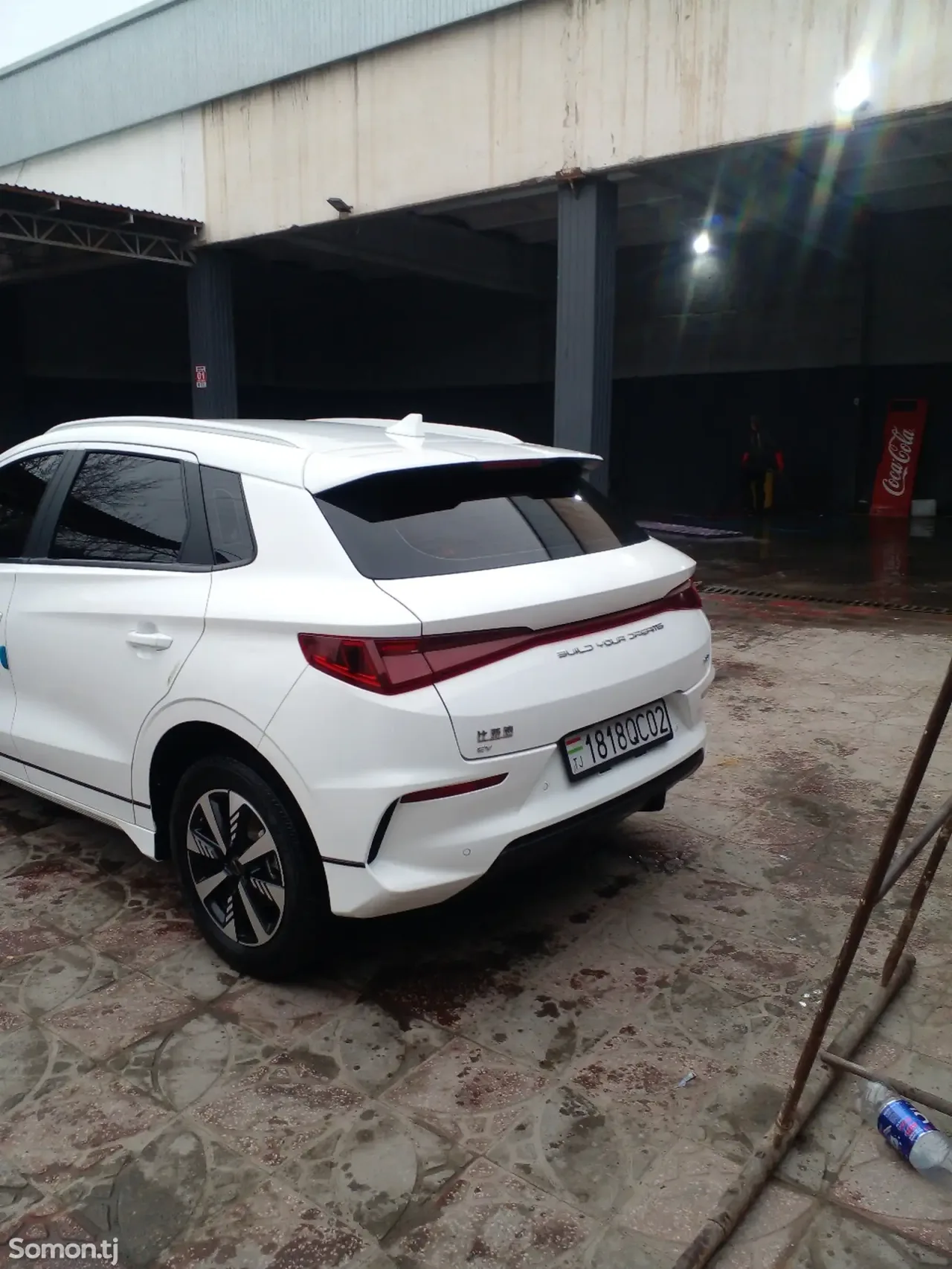 BYD E2 2024 · AT