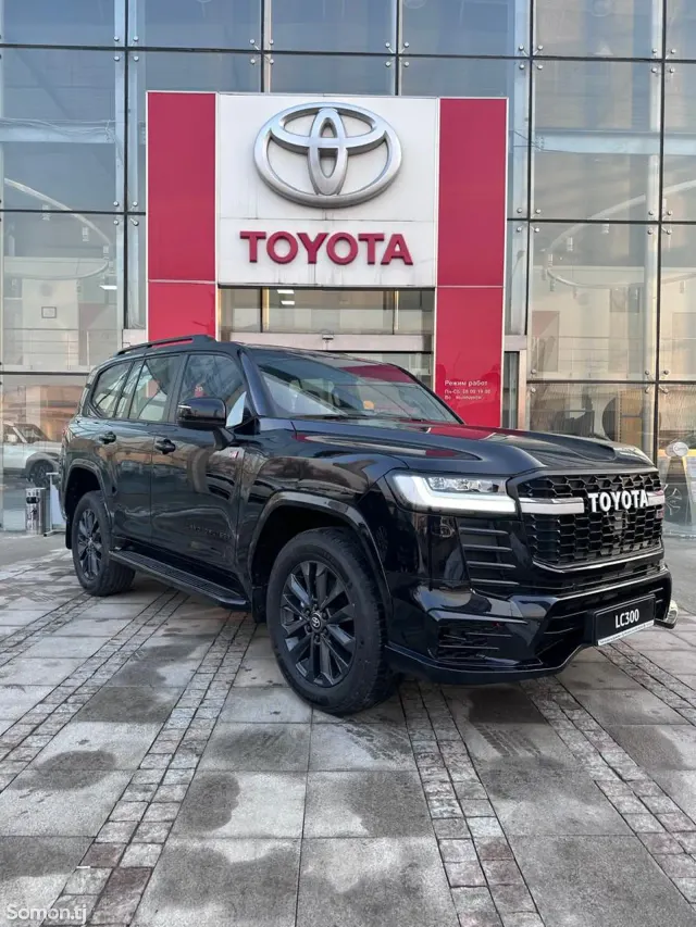 Toyota Land Cruiser 2025 · 3.5 AT