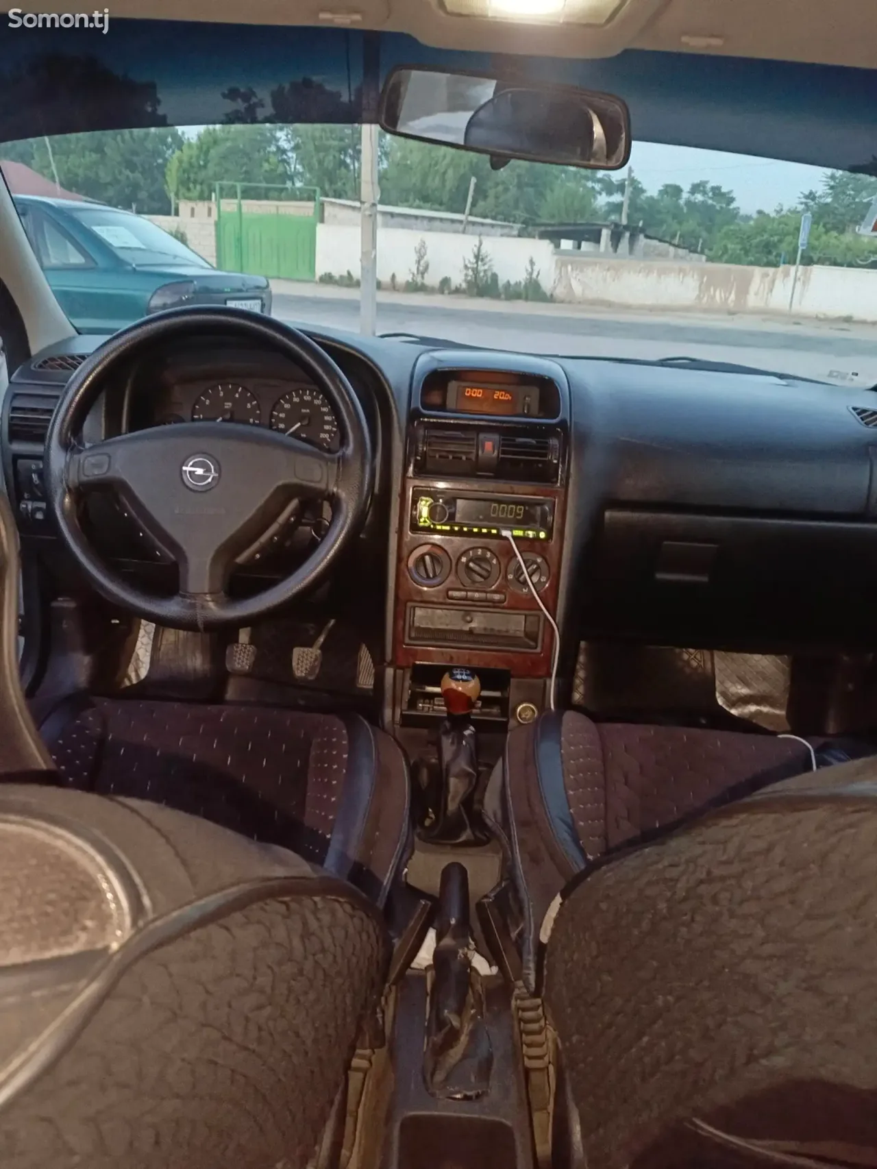 Opel Astra G 1999 · 1.6 MT