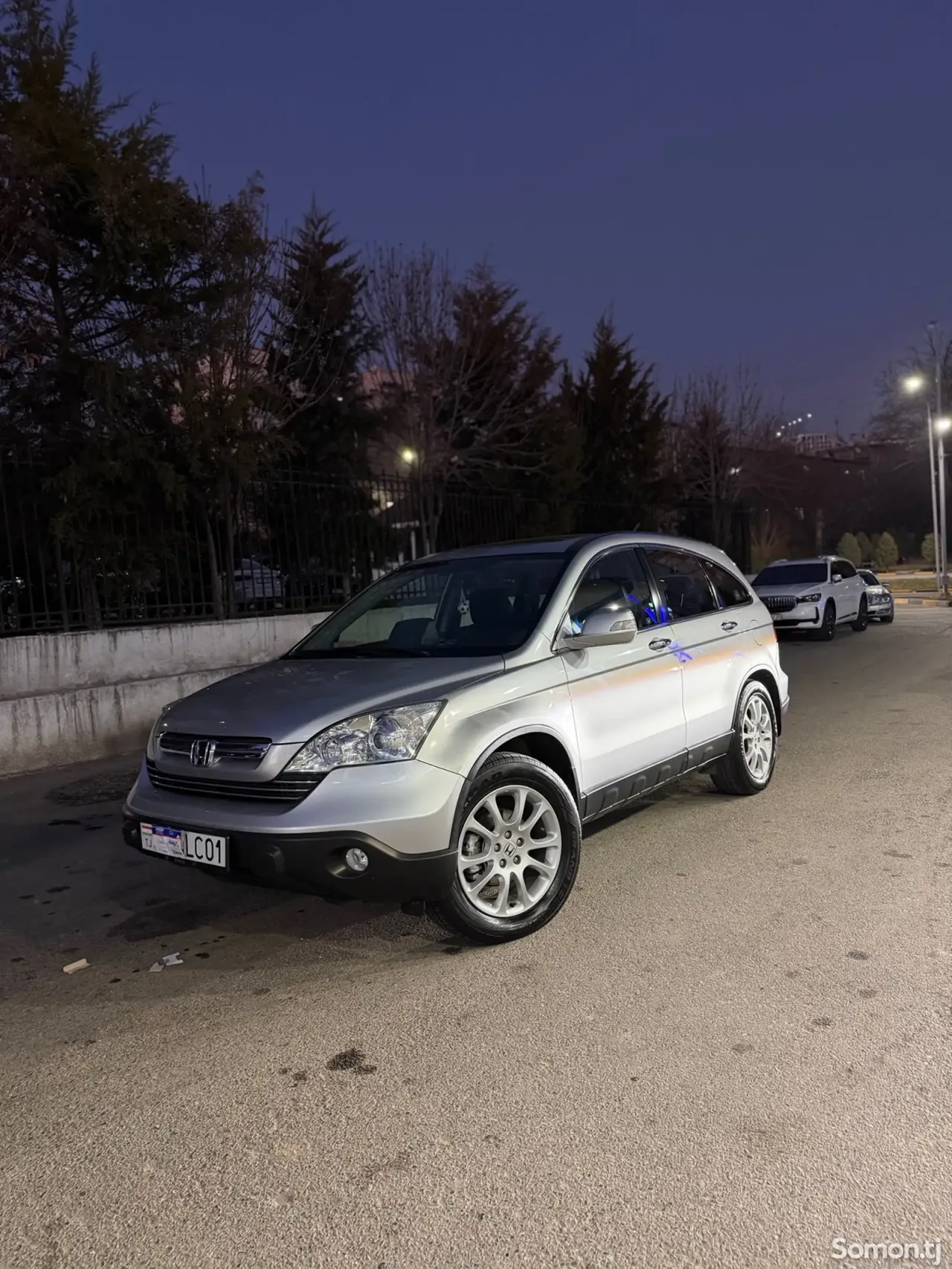 Honda CR-V 2009 · 2.4 AT