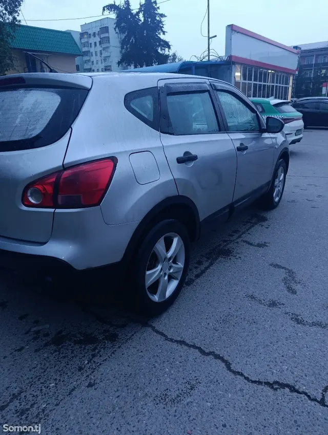 Nissan Qashqai 2008 · 2.0 AT