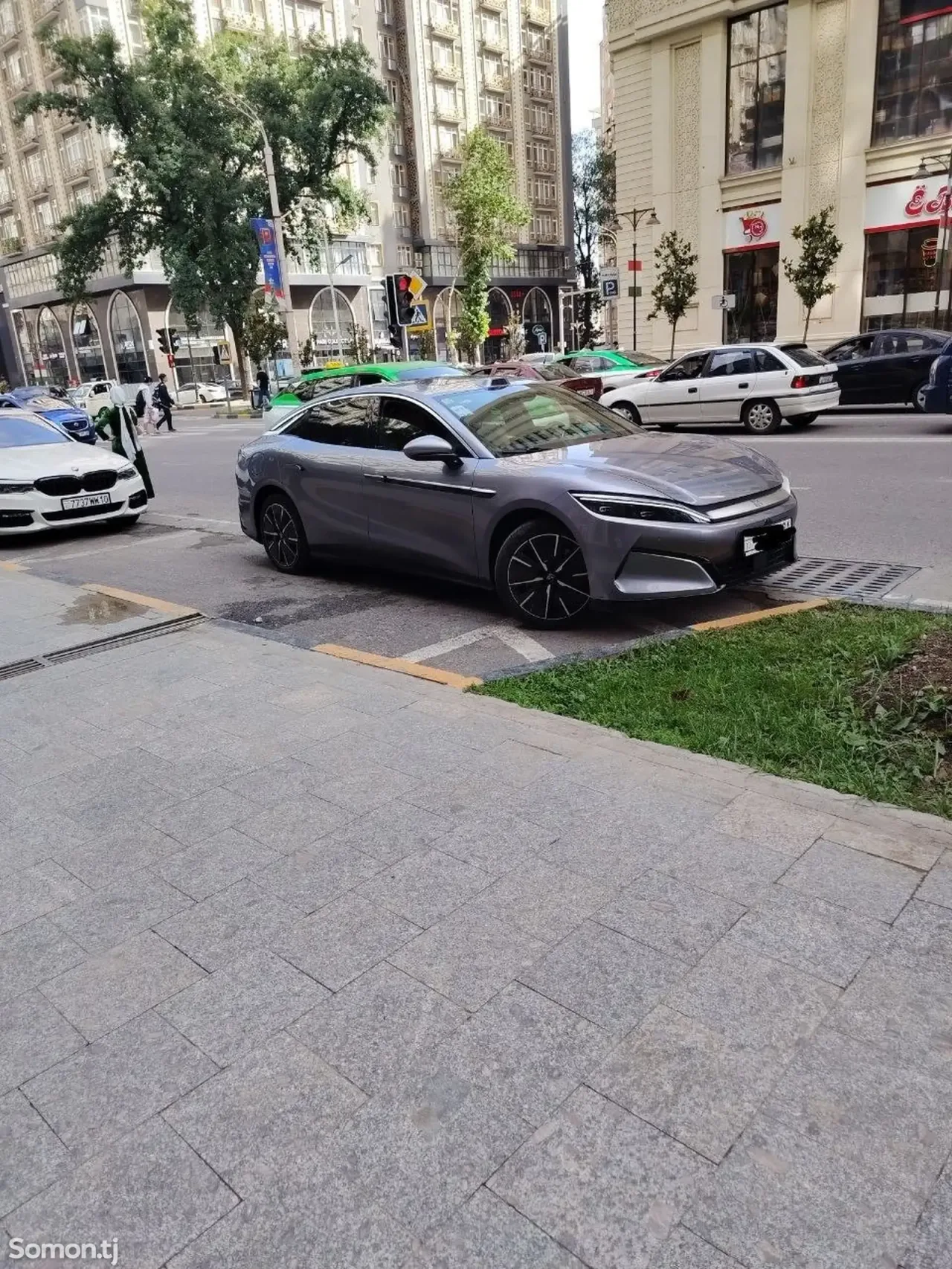 BYD Han EV 2025 · 0.4 AT
