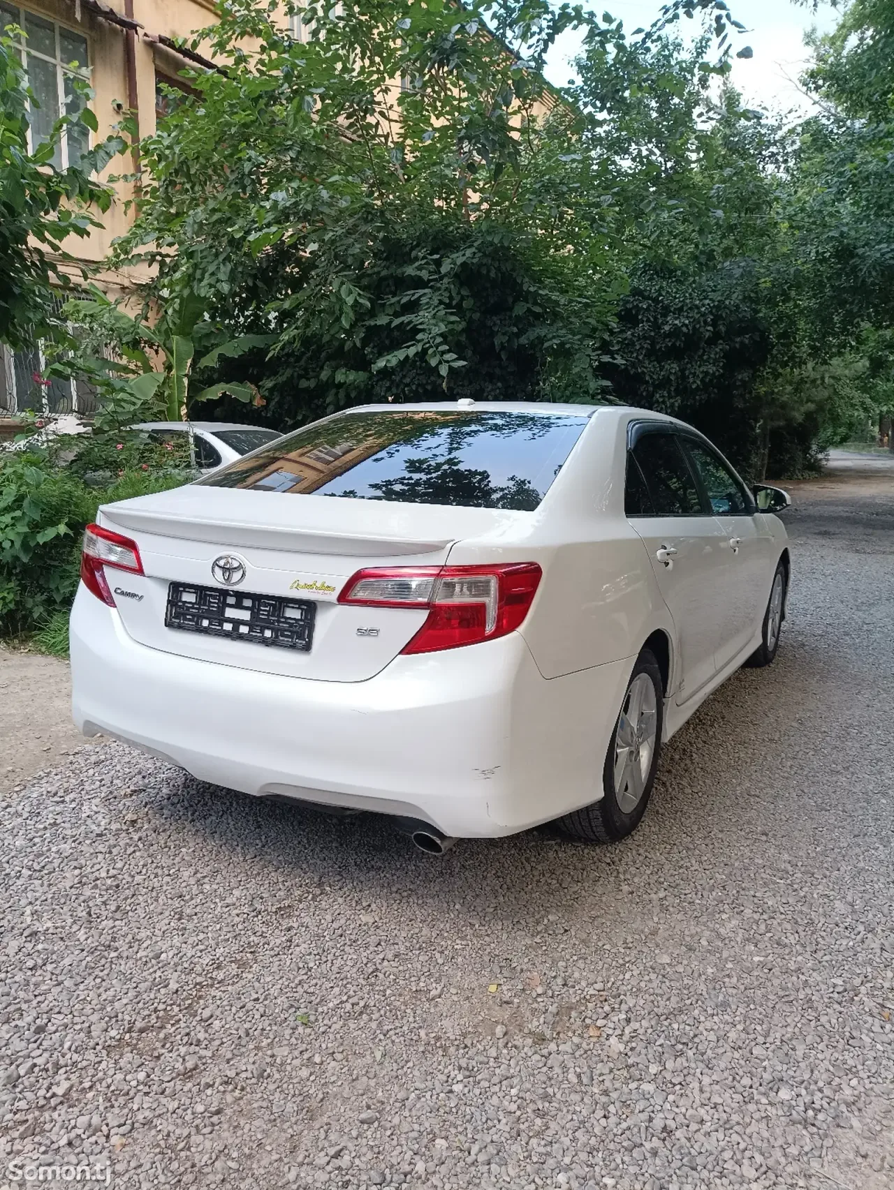 Toyota Camry 2013 · 2.5 AT