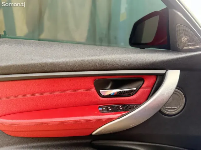 BMW 3 series 2014 · 2.0 AT