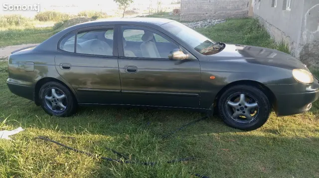 Daewoo Leganza 1997 · 1.8 MT