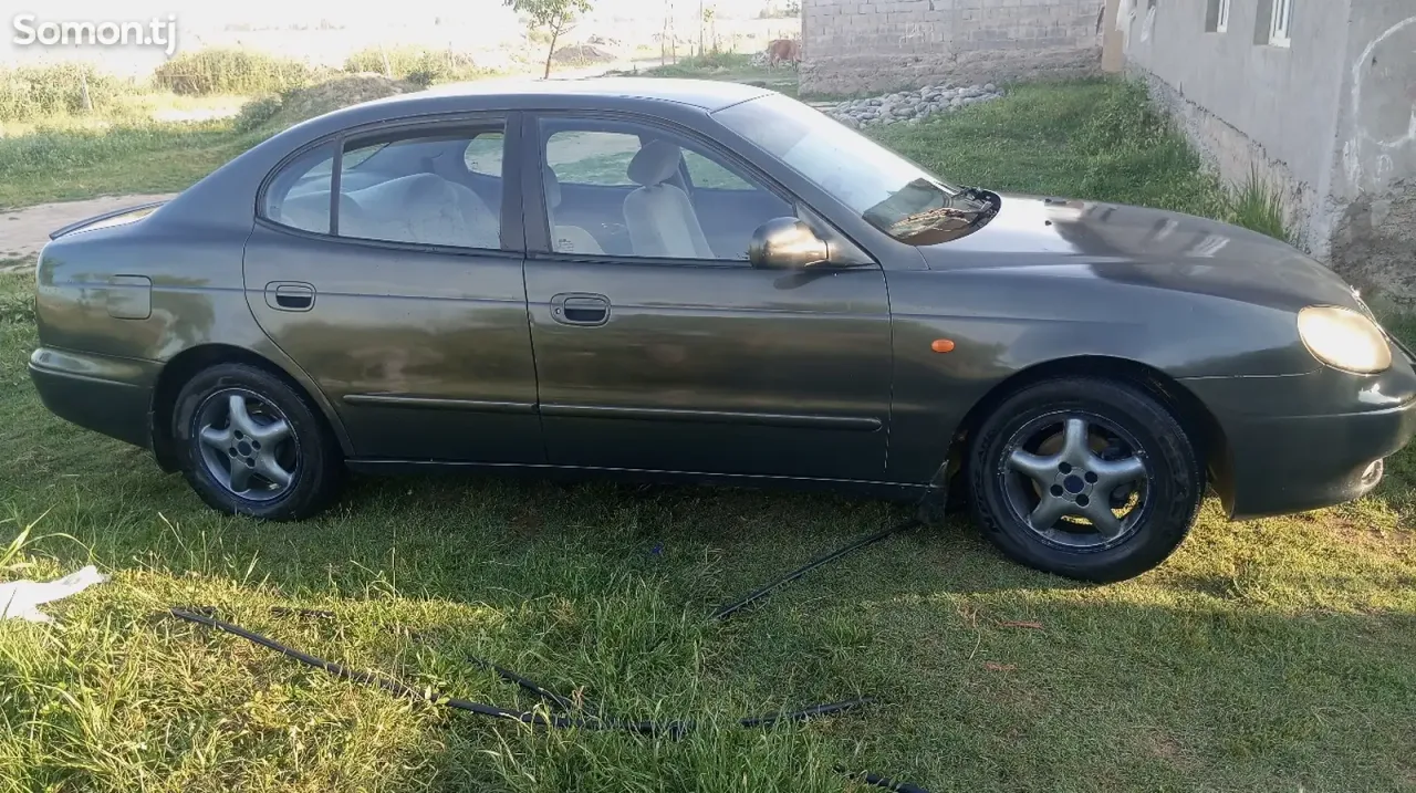 Daewoo Leganza 1997 · 1.8 MT