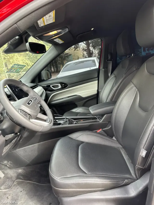Jeep Compass 2025 · 2.0 AT