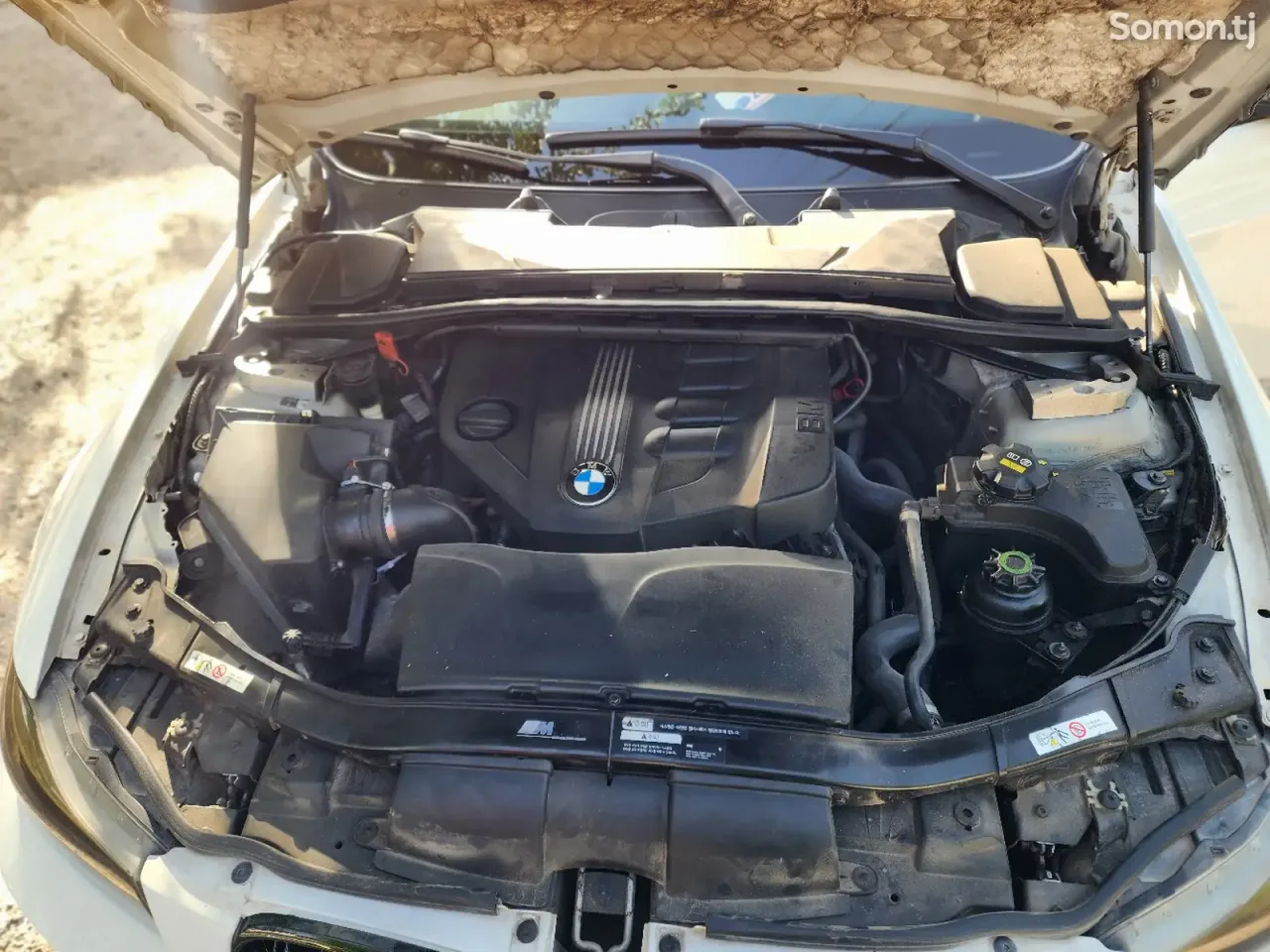 BMW 3 series 2010 · 2.0 AT