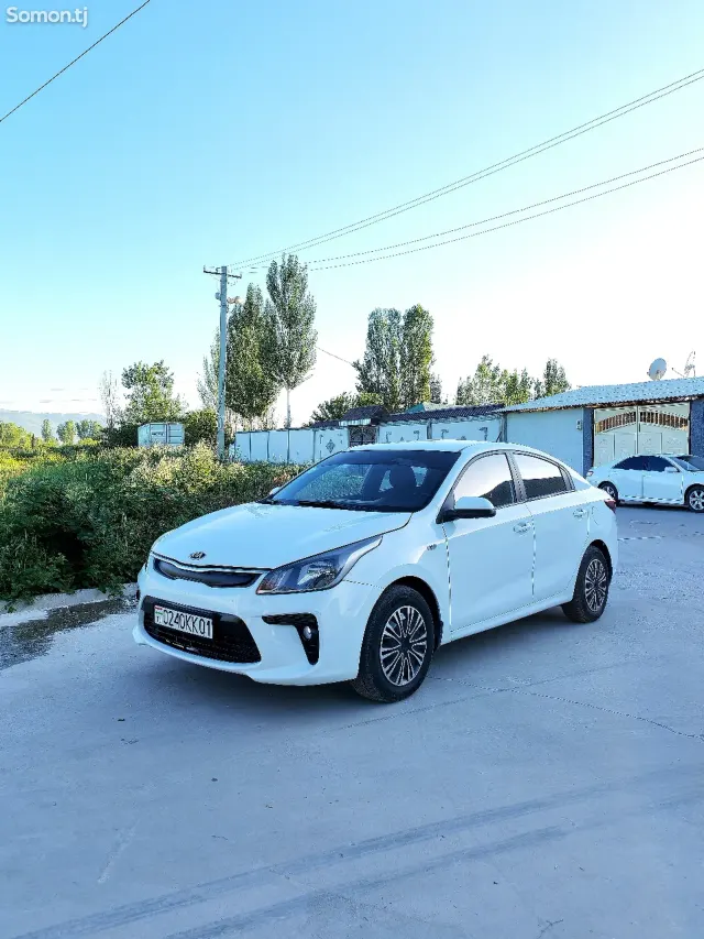 Kia Rio 2018 · 1.4 AT