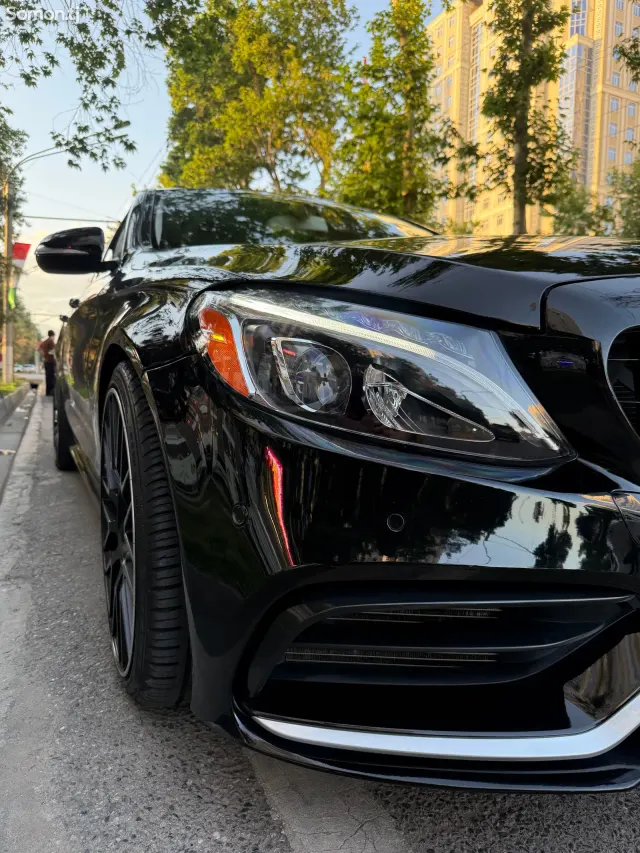 Mercedes-Benz C class 2016 · 2.0 AT