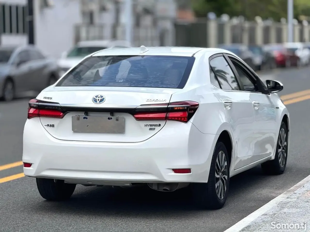 Toyota Corolla 2019 · 1.8 MT