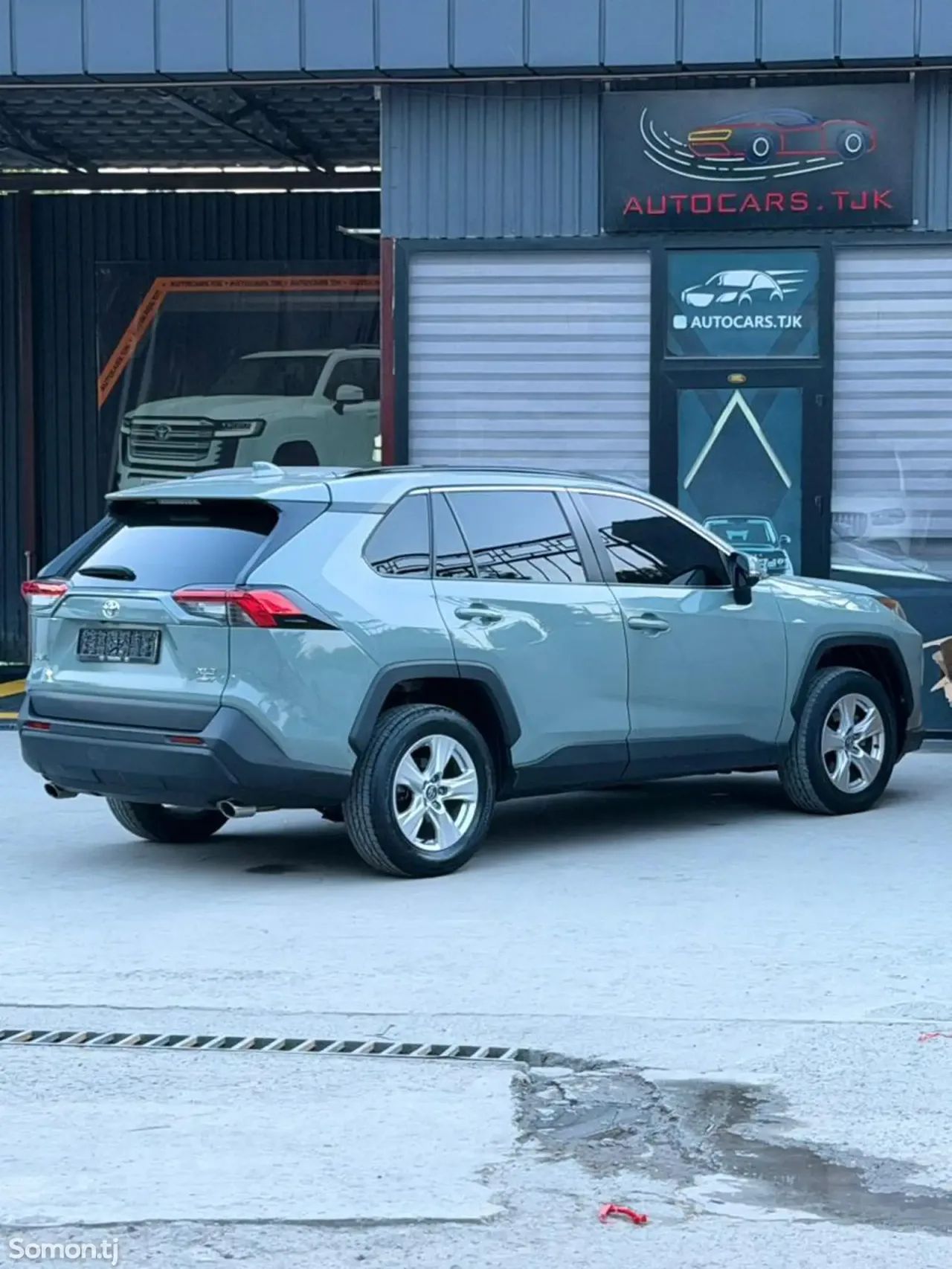Toyota RAV 4 2020 · 2.5 AT