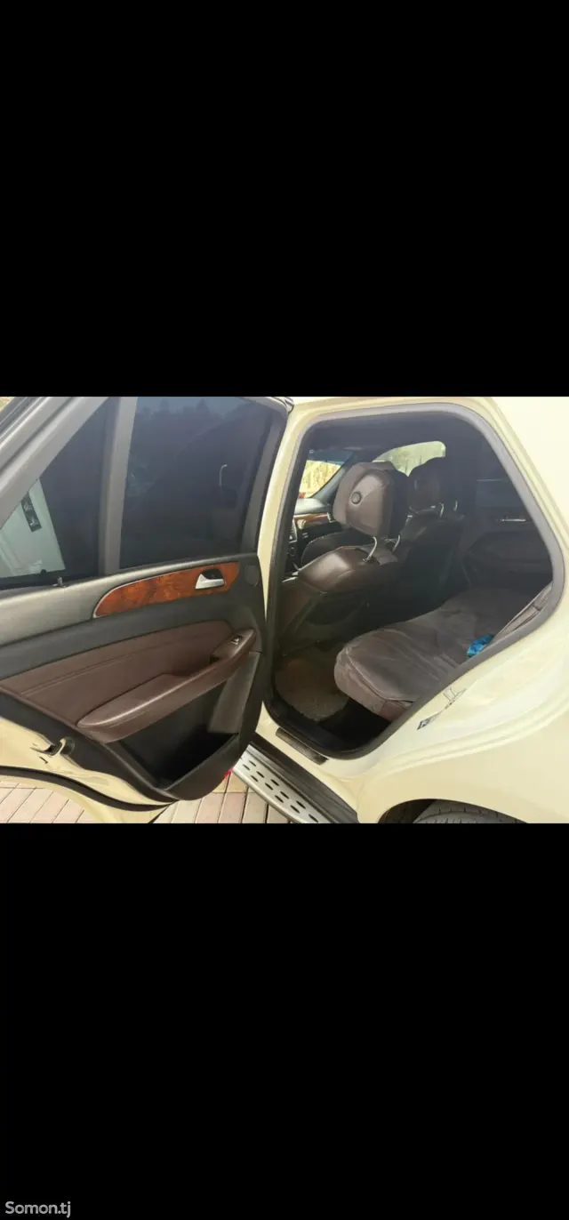 Mercedes-Benz ML class 2013 · 3.5 AT
