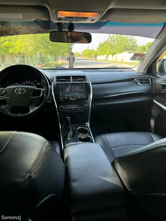 Toyota Camry 2012 · 2.5 AT