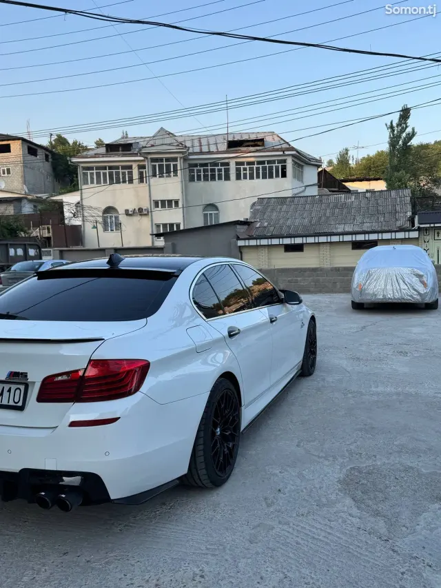 BMW 5 series 2015 · 2.8 AT