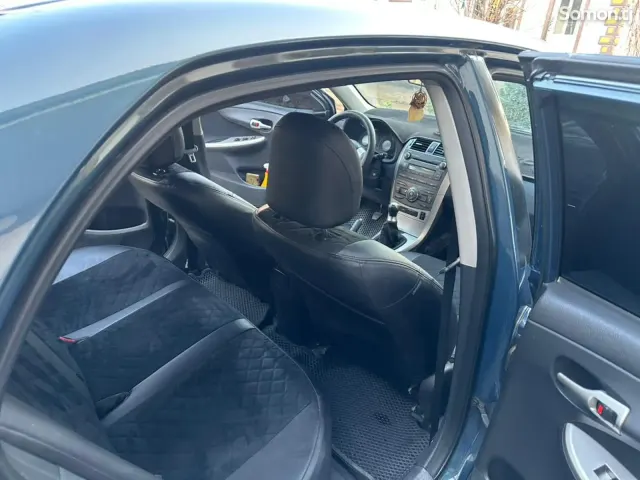 Toyota Corolla 2008 · 1.6 MT