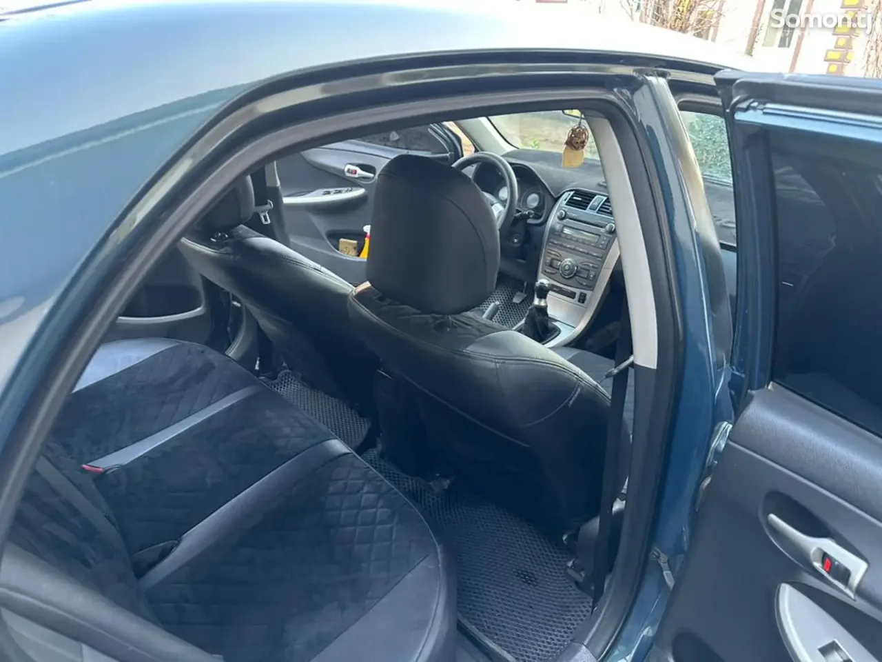Toyota Corolla 2008 · 1.6 MT